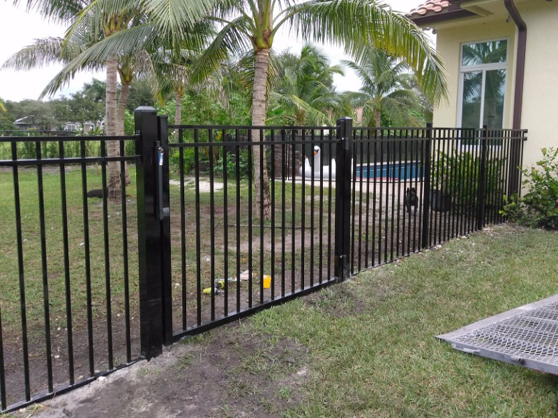 powder coated metal fence